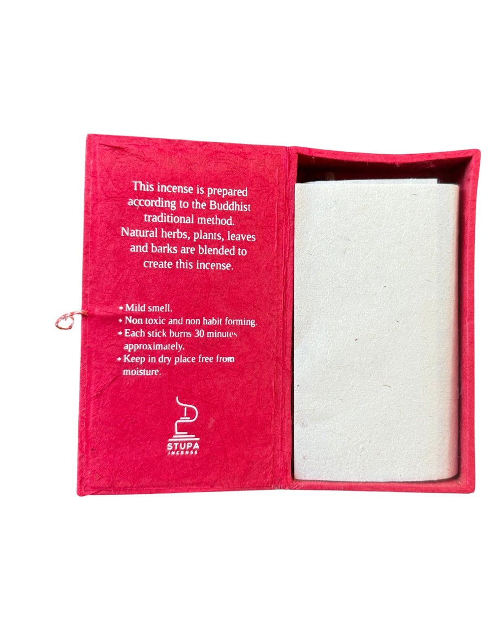 Inside the Austha Suganda box: mild smell, each stick burns about 30 minutes
